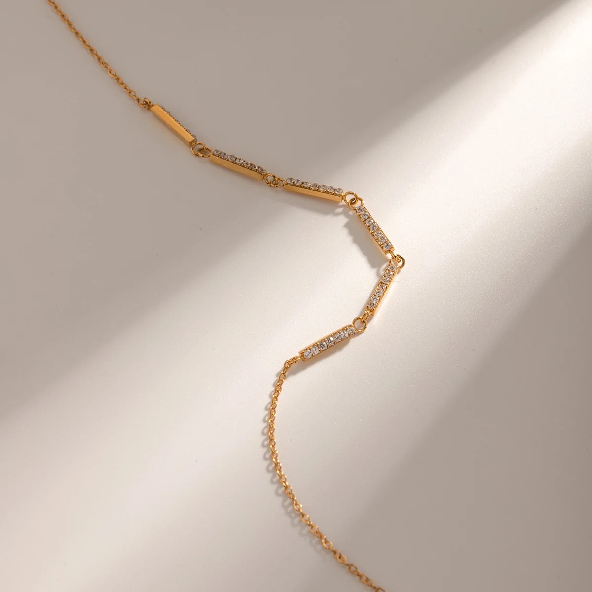 Delicate Rhinestone Necklace