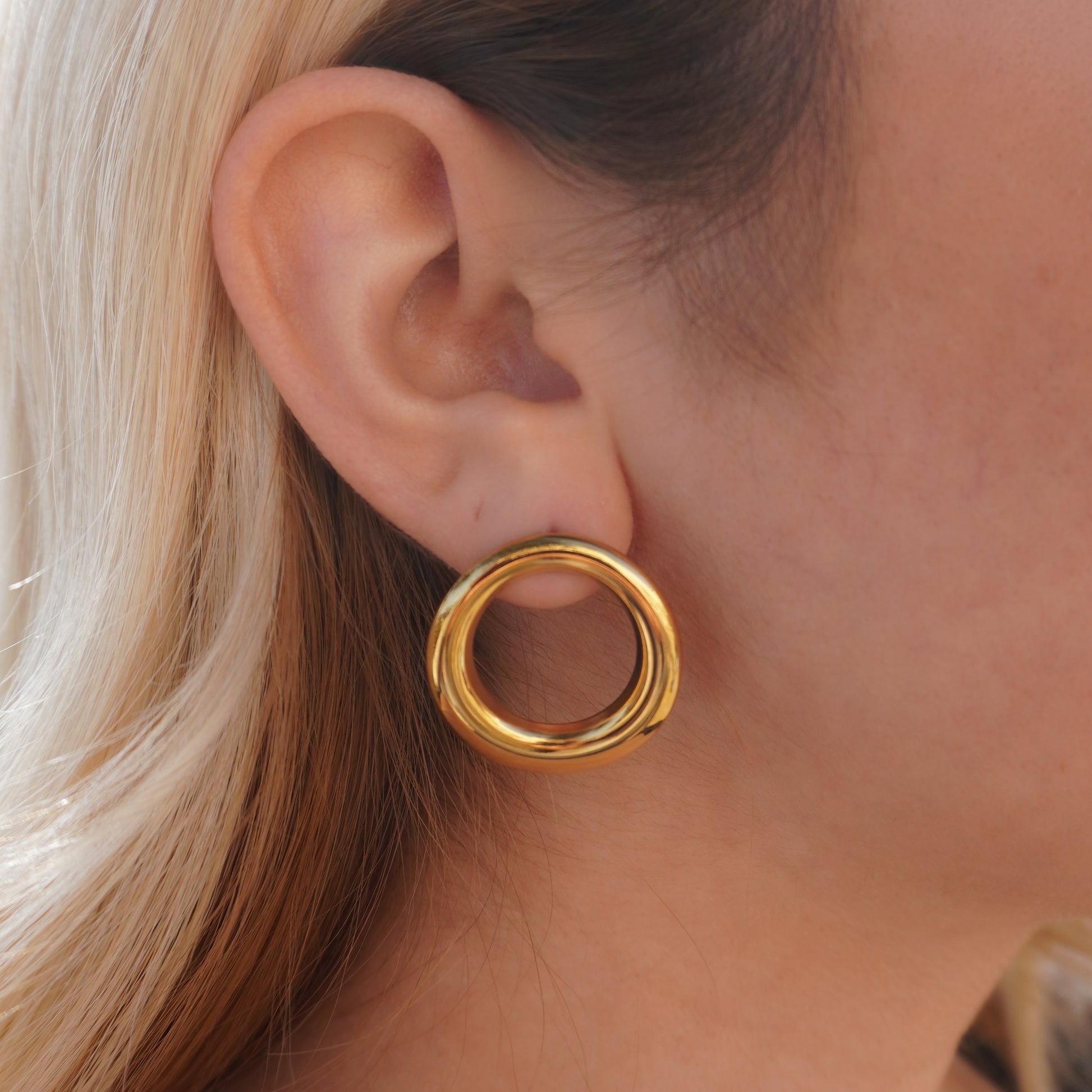Circle Stud Earring